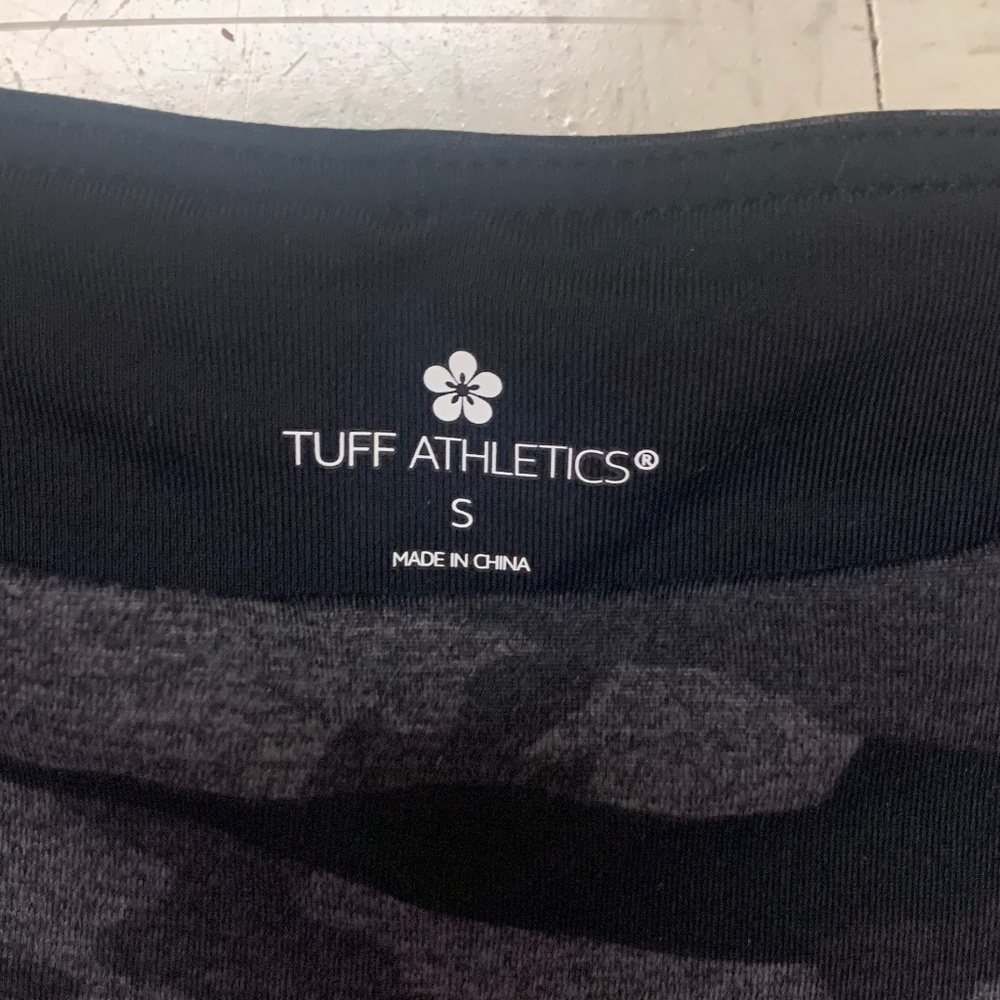 Black Camo Yoga Pants NWT - Picture 3 of 3